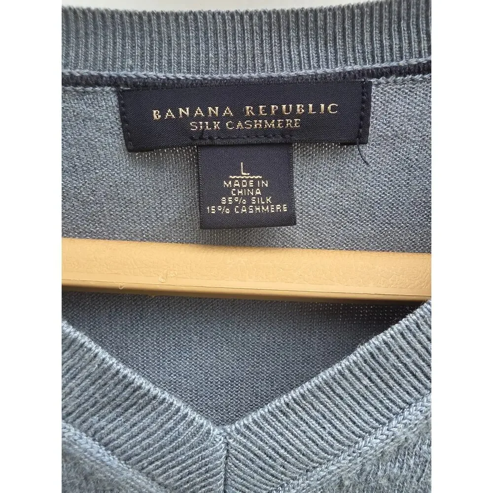 Banana Republic Blue Silk Cashmere V-Neck Classic Luxury Sweater Size Large